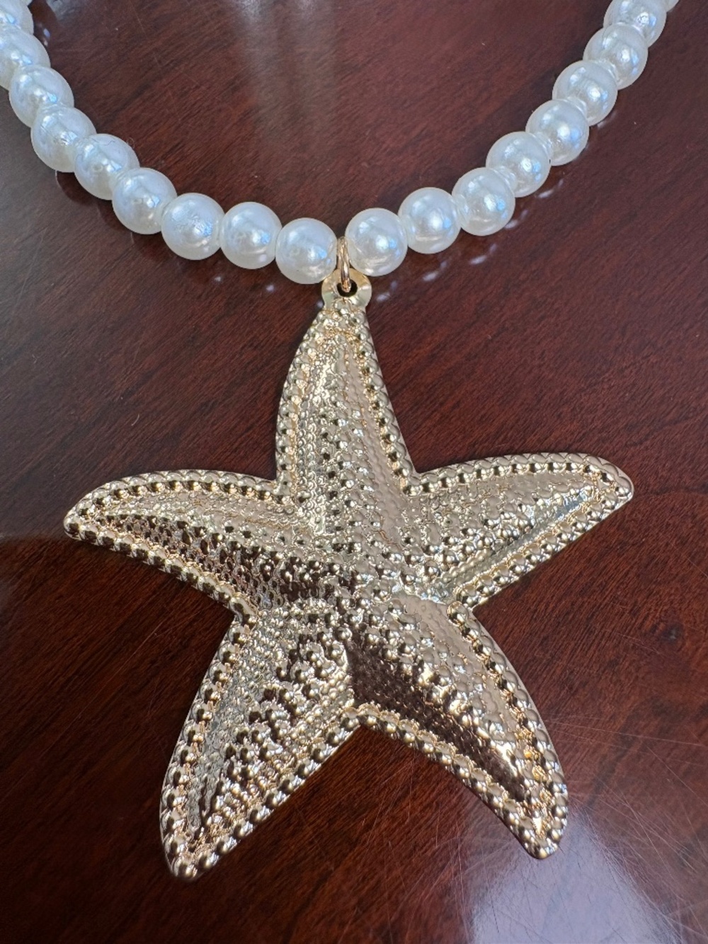 Faux Pearl Necklace with Gold Tone Starfish
